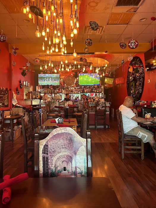 Mesa Maya Picture 5
