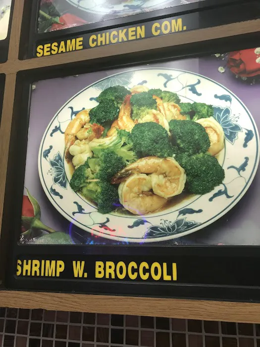 LUCKY WAY KITCHEN Picture 7