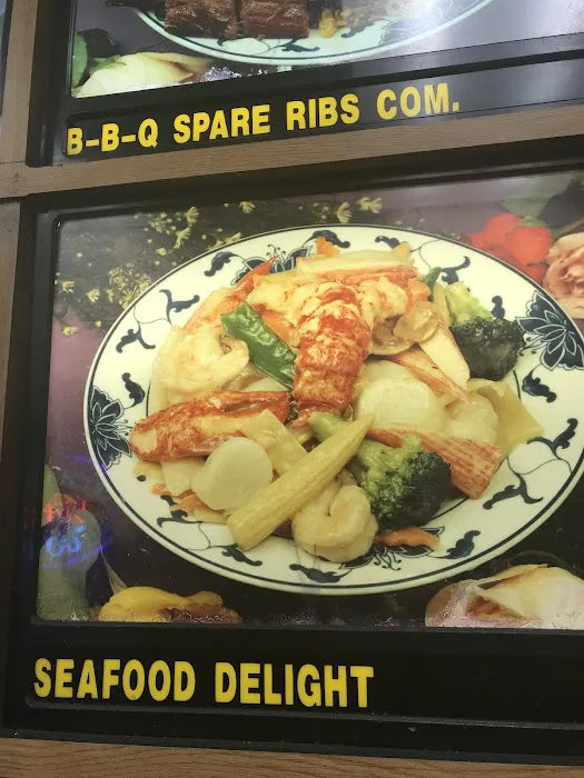 LUCKY WAY KITCHEN Picture 3