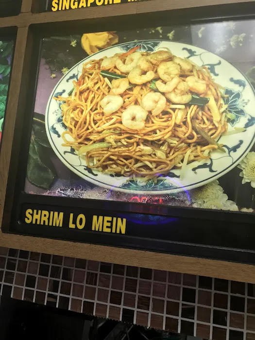 LUCKY WAY KITCHEN Picture 1