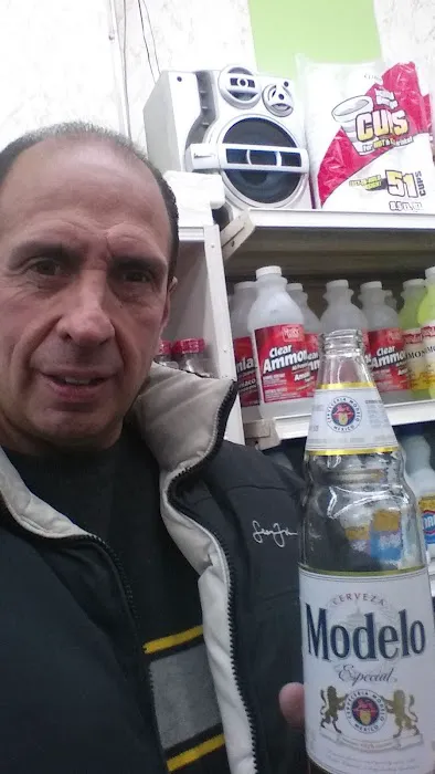 Soto Deli Grocery Picture 4