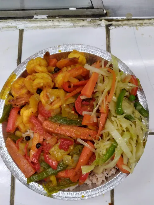 Tastee Caribbean food Picture 4
