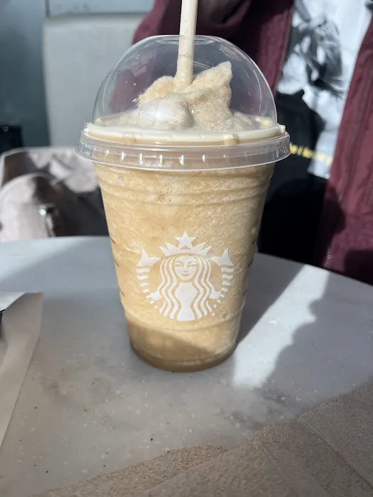 Starbucks Picture 4