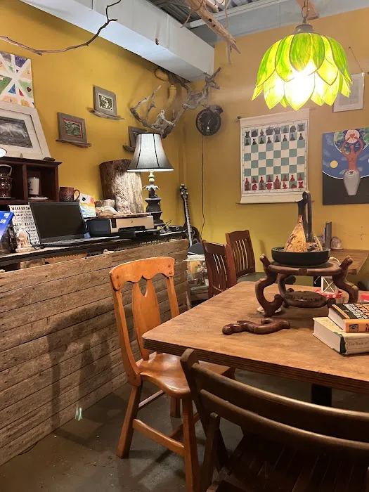 Roots Café Picture 1