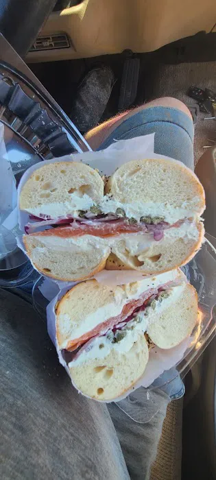 Wally’s Bagel Norwood Picture 1
