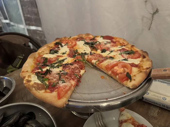 Cork & Crust Italian Mediterranean Kitchen Picture 6