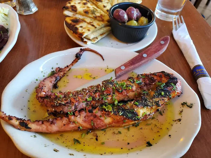 Elia Taverna Picture 2