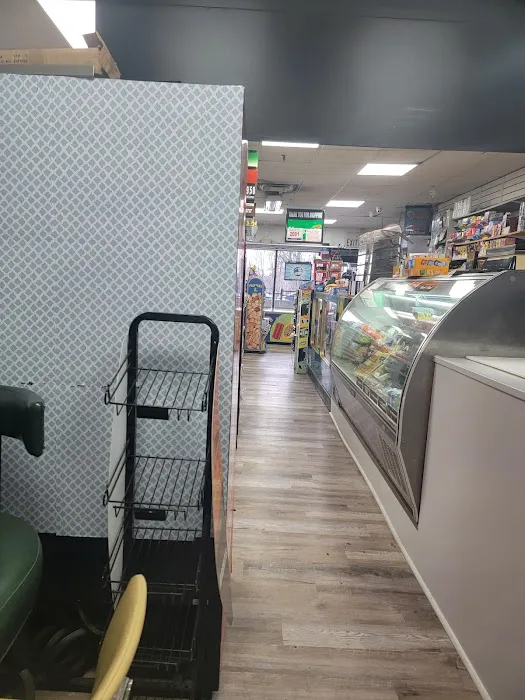 St. Kirollos Deli & Grocery Picture 5