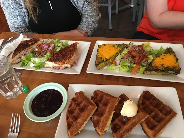 Pelville Pastry Picture 8