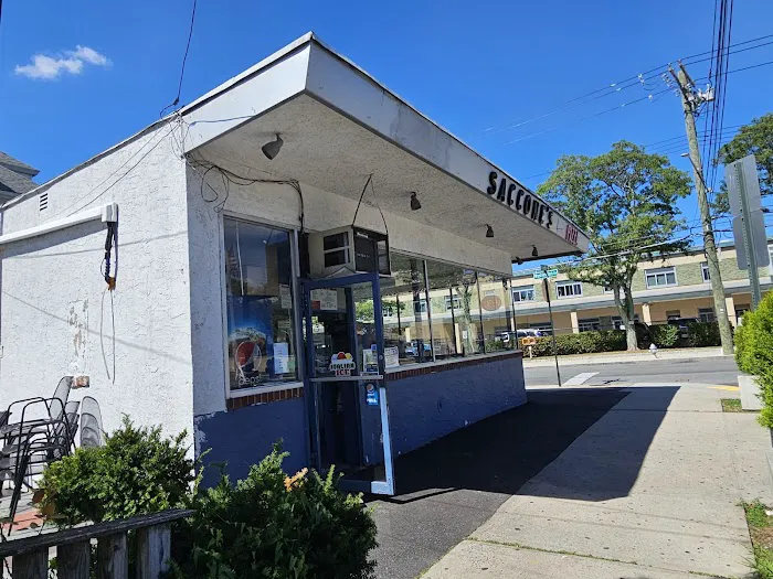 Saccone's Pizzeria Picture 3