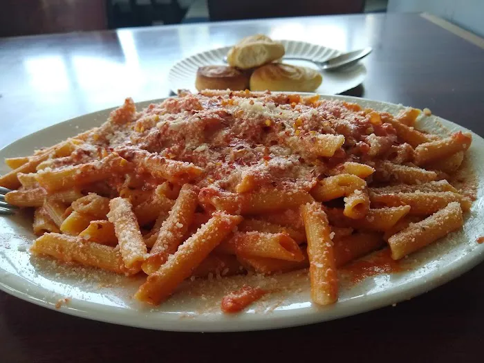 Saccone's Pizzeria Picture 6