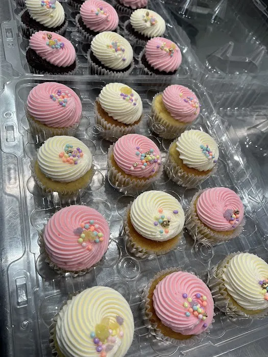 Sweets by Ki Picture 1