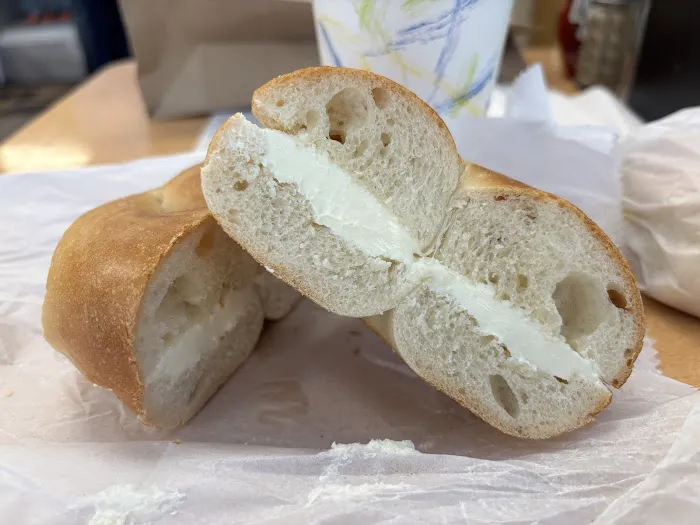 Renaissance Bagel Cafe and Deli Picture 5