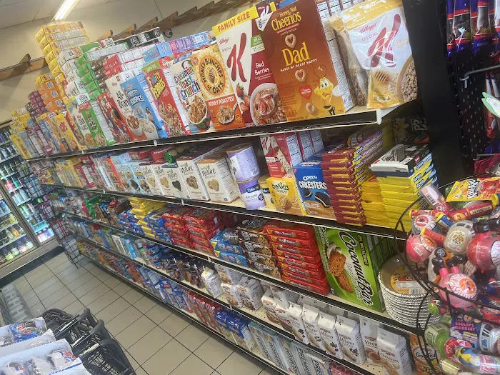 Pelham Plaza Gourmet Picture 3