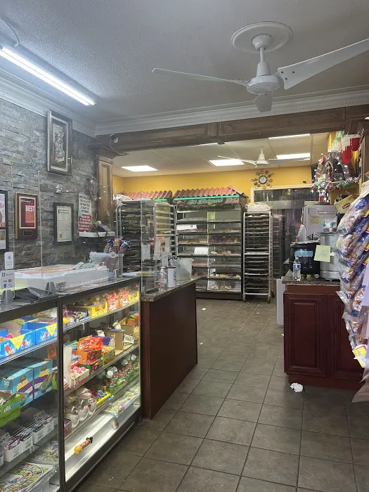 El Trigal Bakery Picture 7