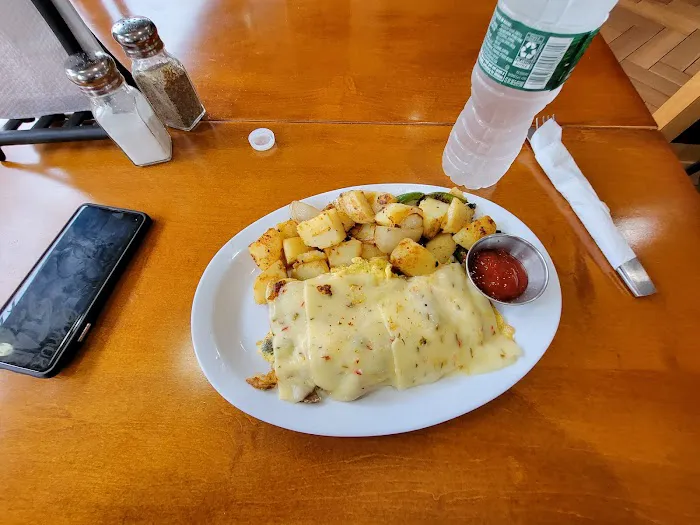 Mike's Deli & Cafe Picture 6