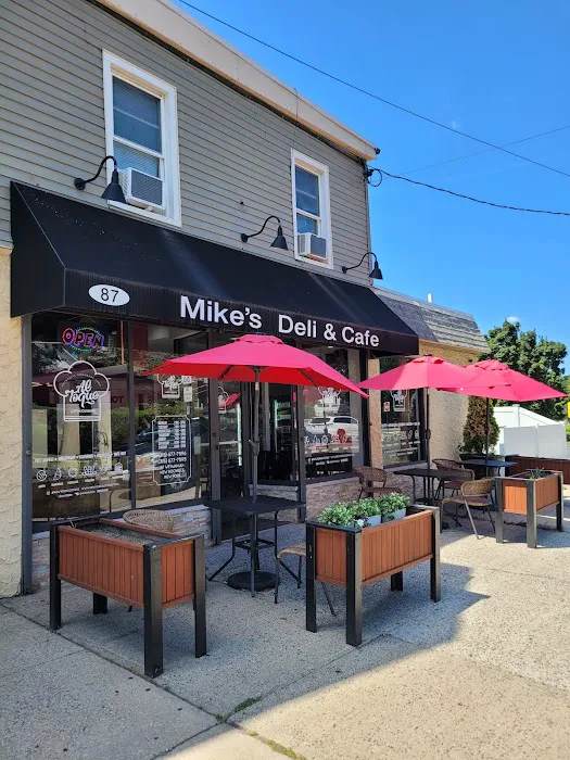 Mike's Deli & Cafe Picture 5