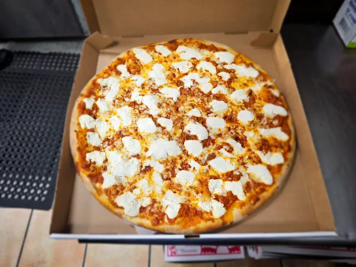 Roberto's Pizza & Pasta Picture 6