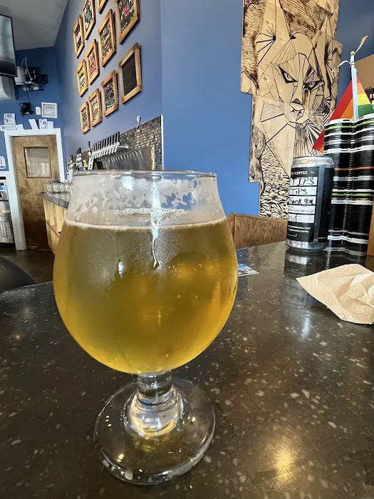 Climbing Wolf Coffee & Beer Picture 10