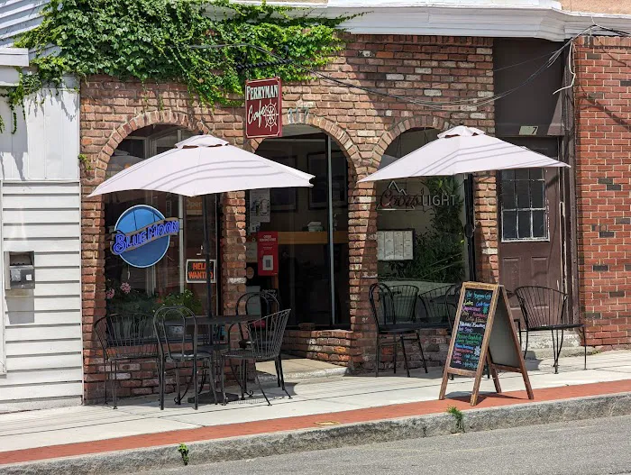 Ferryman Cafe Picture 8
