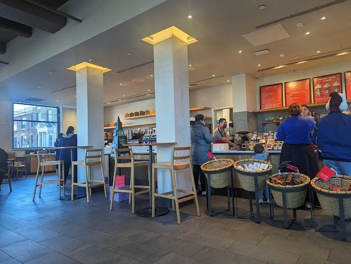 Starbucks Picture 2