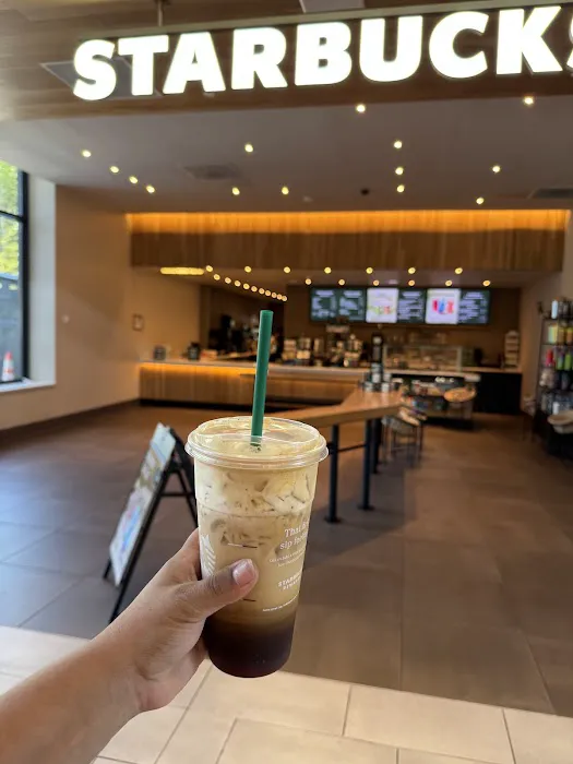 Starbucks Picture 7