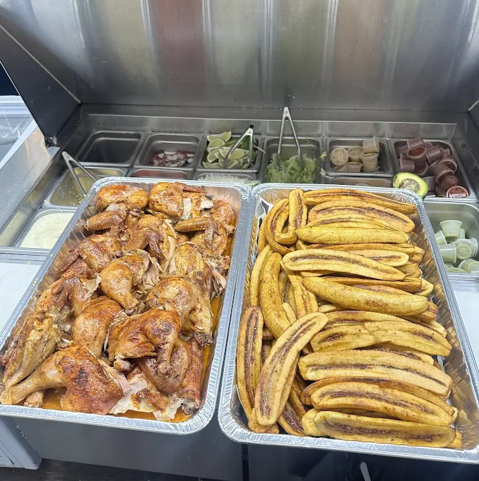 Los Ferchos Deli & Grocery Picture 6