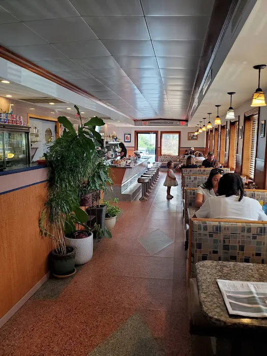 Dobbs Diner Picture 1