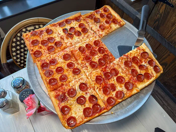 Bella Rosa Pizzeria Picture 8