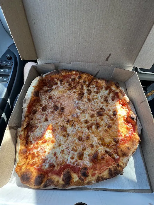 Roaming Woodfired Pizza Picture 8