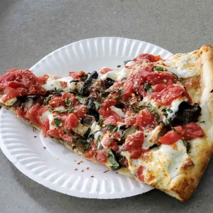 Gigi's Pizzeria and Restaurant Picture 5