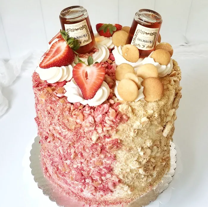 Wildly Cakes & Sweets LLC Picture 5