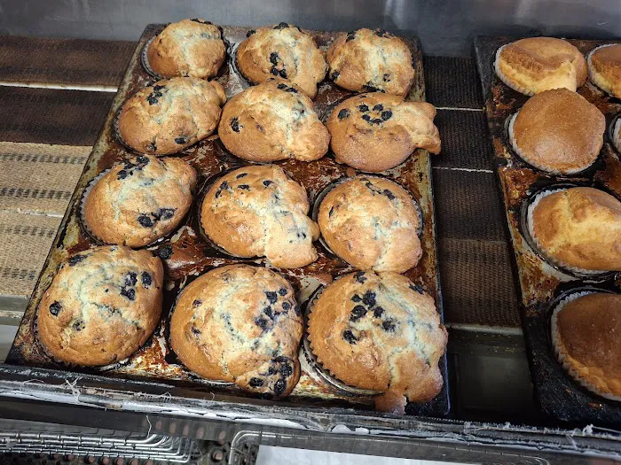 Three Star Bagels Picture 6