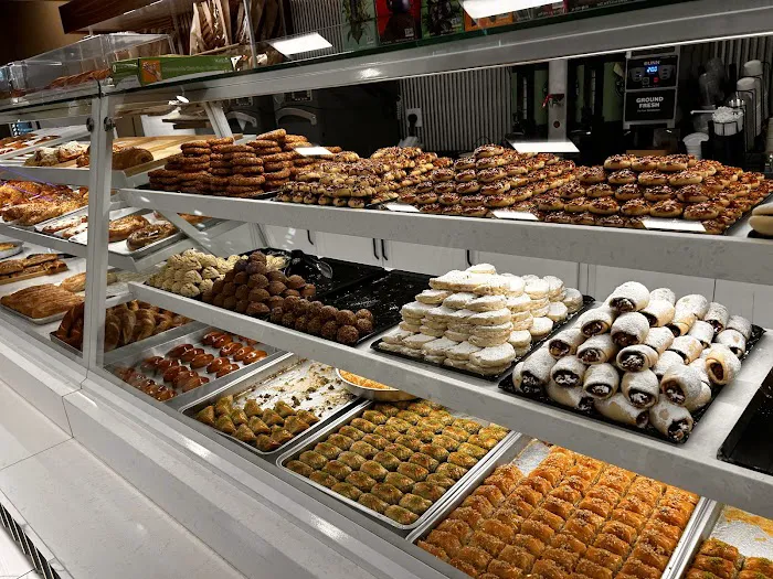 Vanilla Bakery & Cafe Picture 2