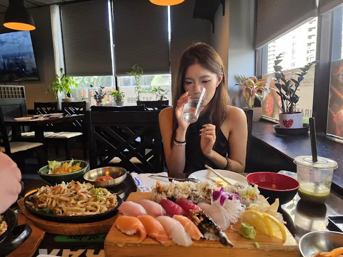 Mirak | Japanese Sushi Restaurant Fort Lee Cliffside Park, Edgewater, NJ | Korean foods Picture 1