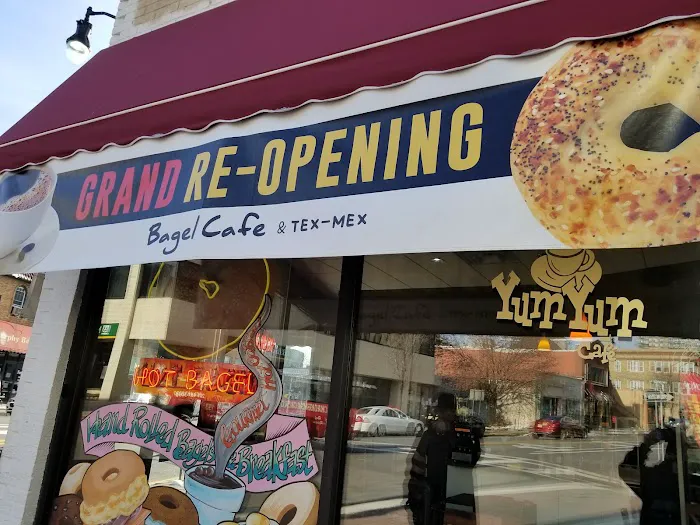 Yum Yum Bagel & Cafe Picture 8