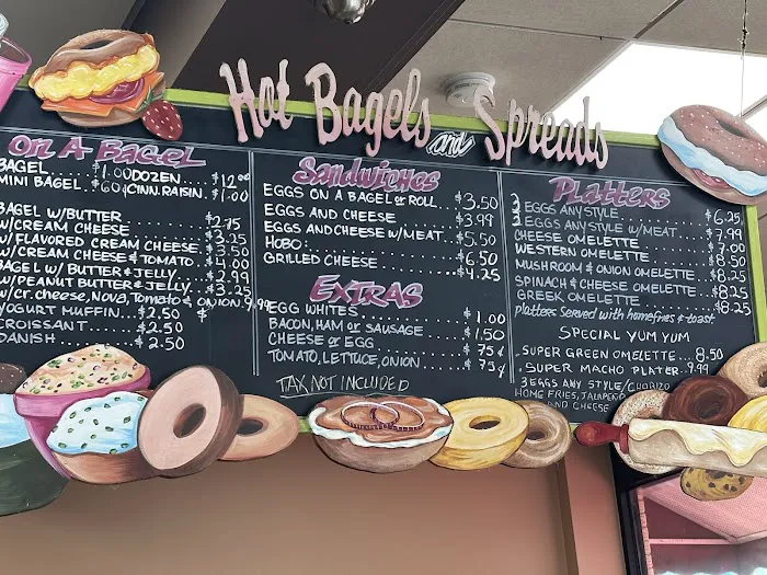 Yum Yum Bagel & Cafe Picture 6