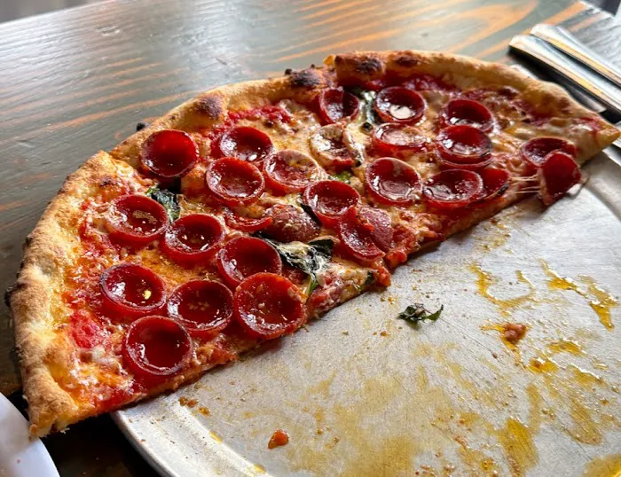 Napoli Wood Fired Pizza & Bakery Picture 6