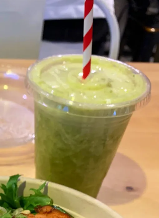 Juice & Smoothie Bar Picture 1