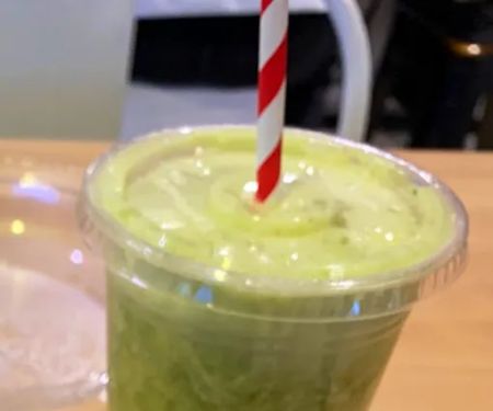 Juice & Smoothie Bar