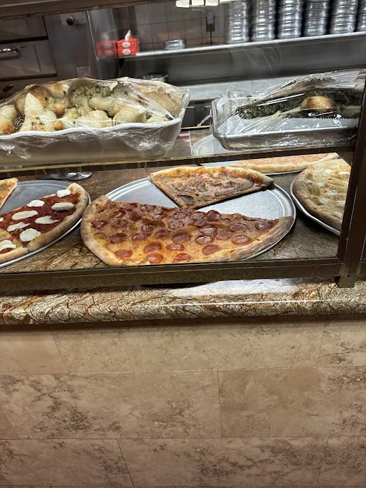 Brother's Pizzeria & Restaurant Picture 4