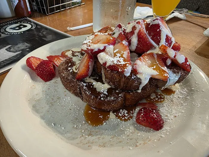 Brownstone Pancake Factory (Edgewater, NJ) Picture 1