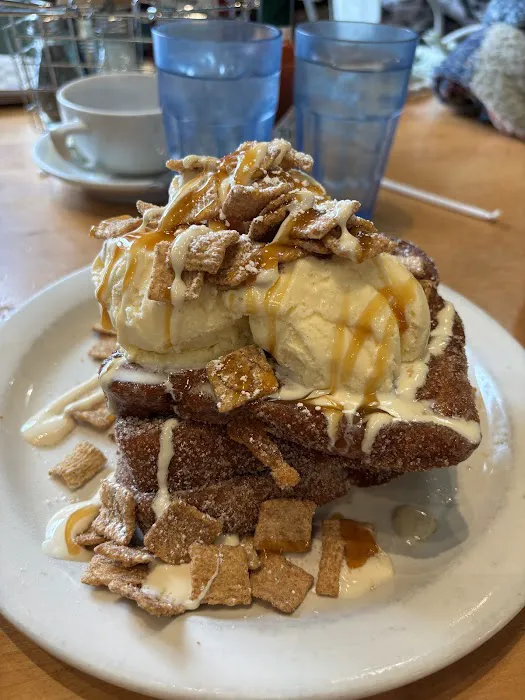 Brownstone Pancake Factory (Edgewater, NJ) Picture 6