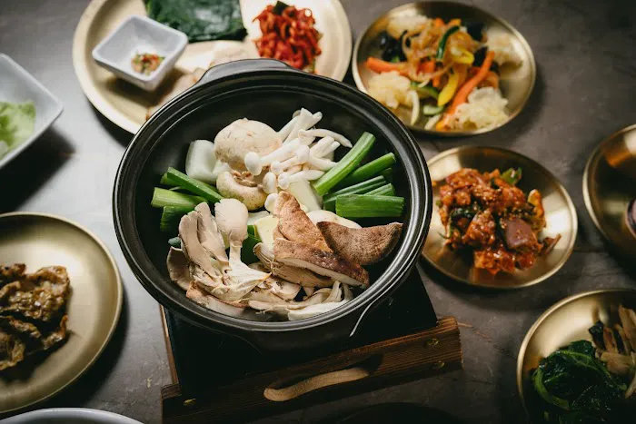 Jinjee 진지 | Korean Restaurant Picture 2