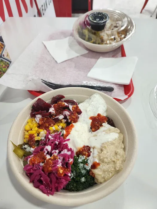 MR. FALAFEL & GELATO Picture 1
