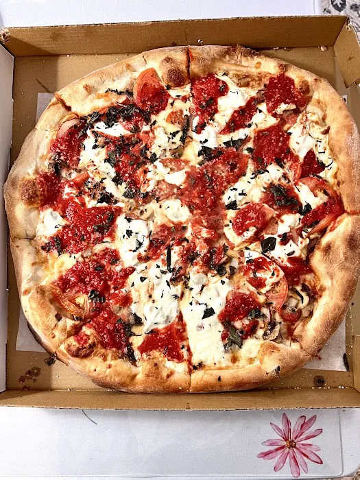 Pizza Club Picture 3