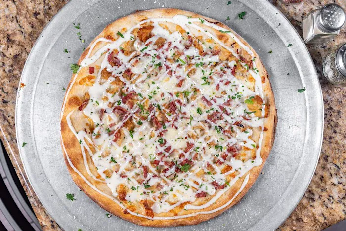Pizza Club Picture 5