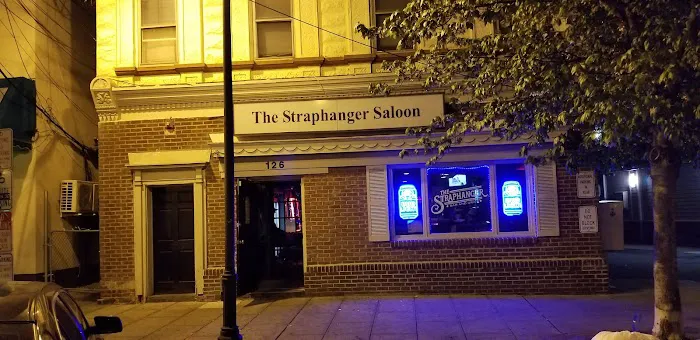 The Straphanger Saloon Picture 3