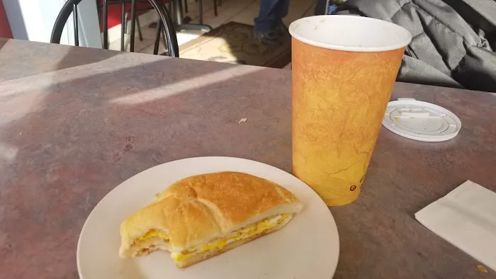 Rosie & Luis Deli Bagel Picture 6