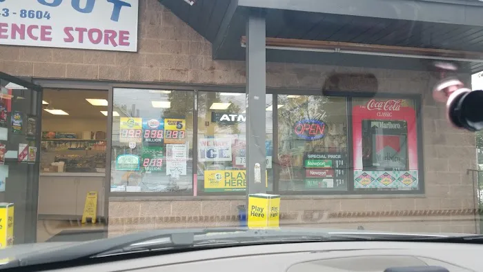 In & Out Deli Picture 2